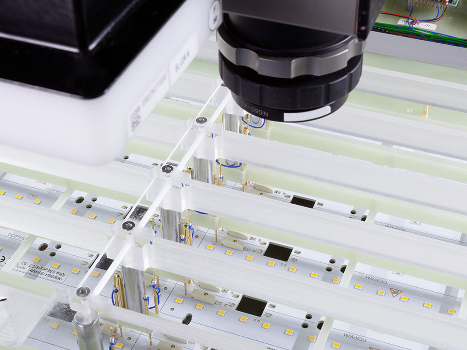 LED Light Testing Fly Head