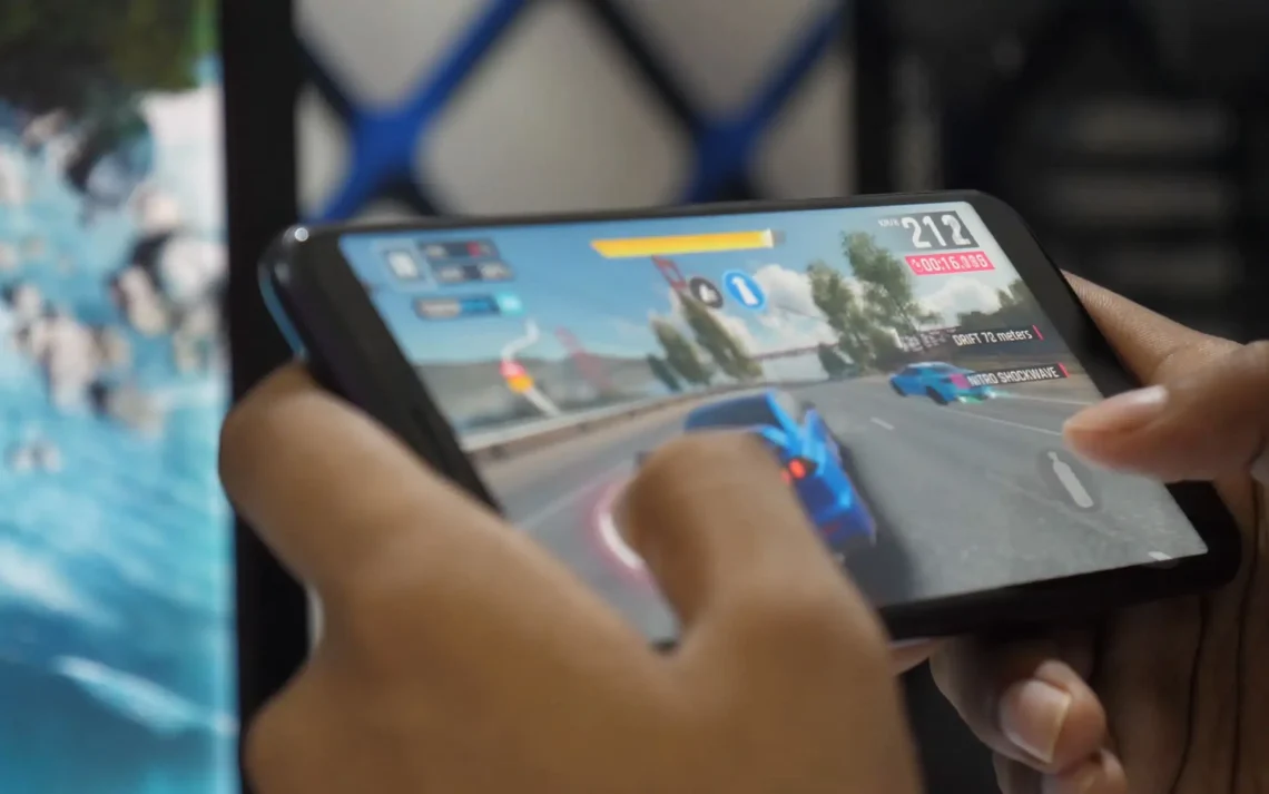 Performing Touch Display Test on a standard device screen. SPEA touch screen testing ensures quality.